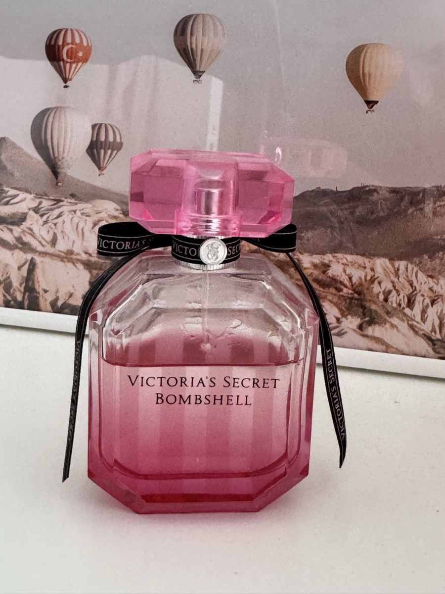 Victoria's Secret Parfum & Eau de Toilette: Victoria’s Secret Bombshell Eau de Parfum – Gebraucht aus Kirchlindach von jm3084 1