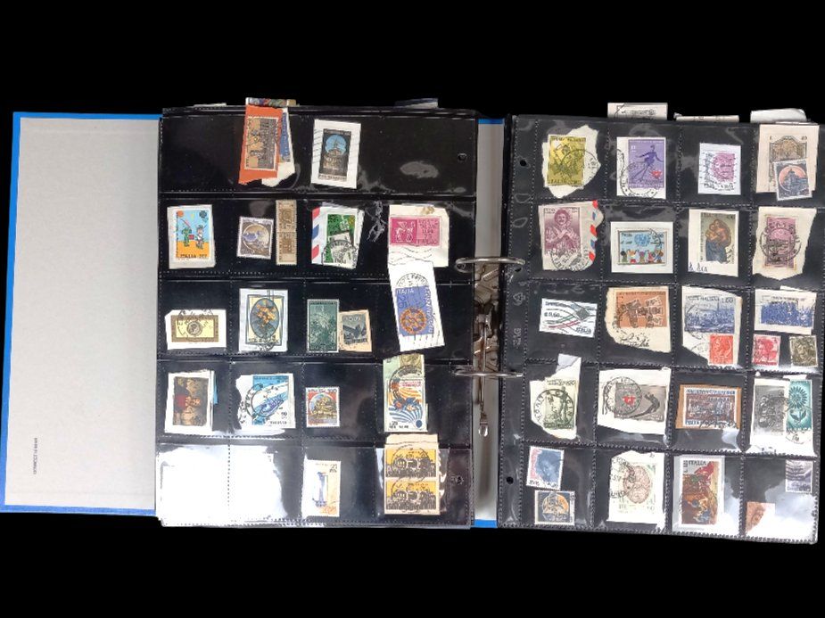 Tutti i francobolli: 1 Ordner Briefmarken International, grob sortiert – Usato da Hünenberg venduto da Restwert_Zug 3