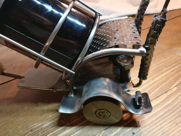 Portabottiglie: Motorrad Wein Flaschenhalter – Usato da Winterthur venduto da Miwok 7