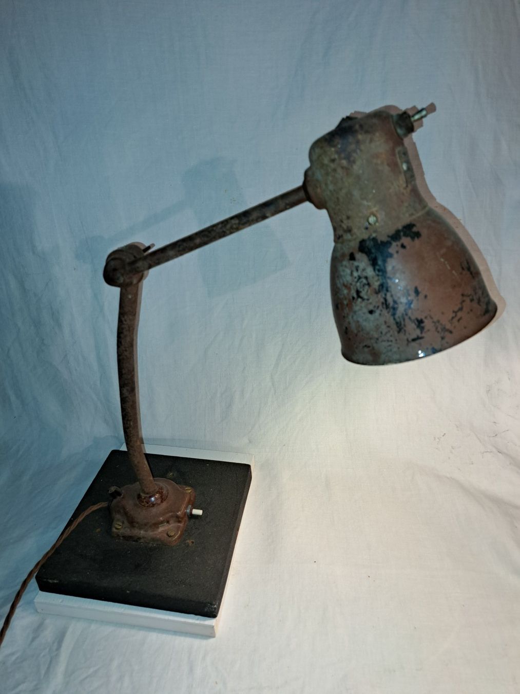 Lampade: ANCIENNE LAMPE D'ATELIER – Usato da couvet venduto da carlin01 1