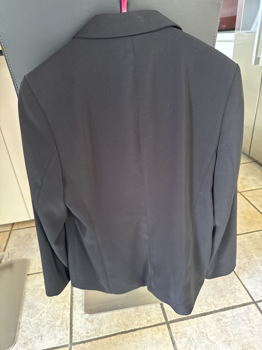 Jacken: Damen Blazer schwarz Gr. 36 – Gebraucht aus Dettighofen (Lengwil) von Dolol 1