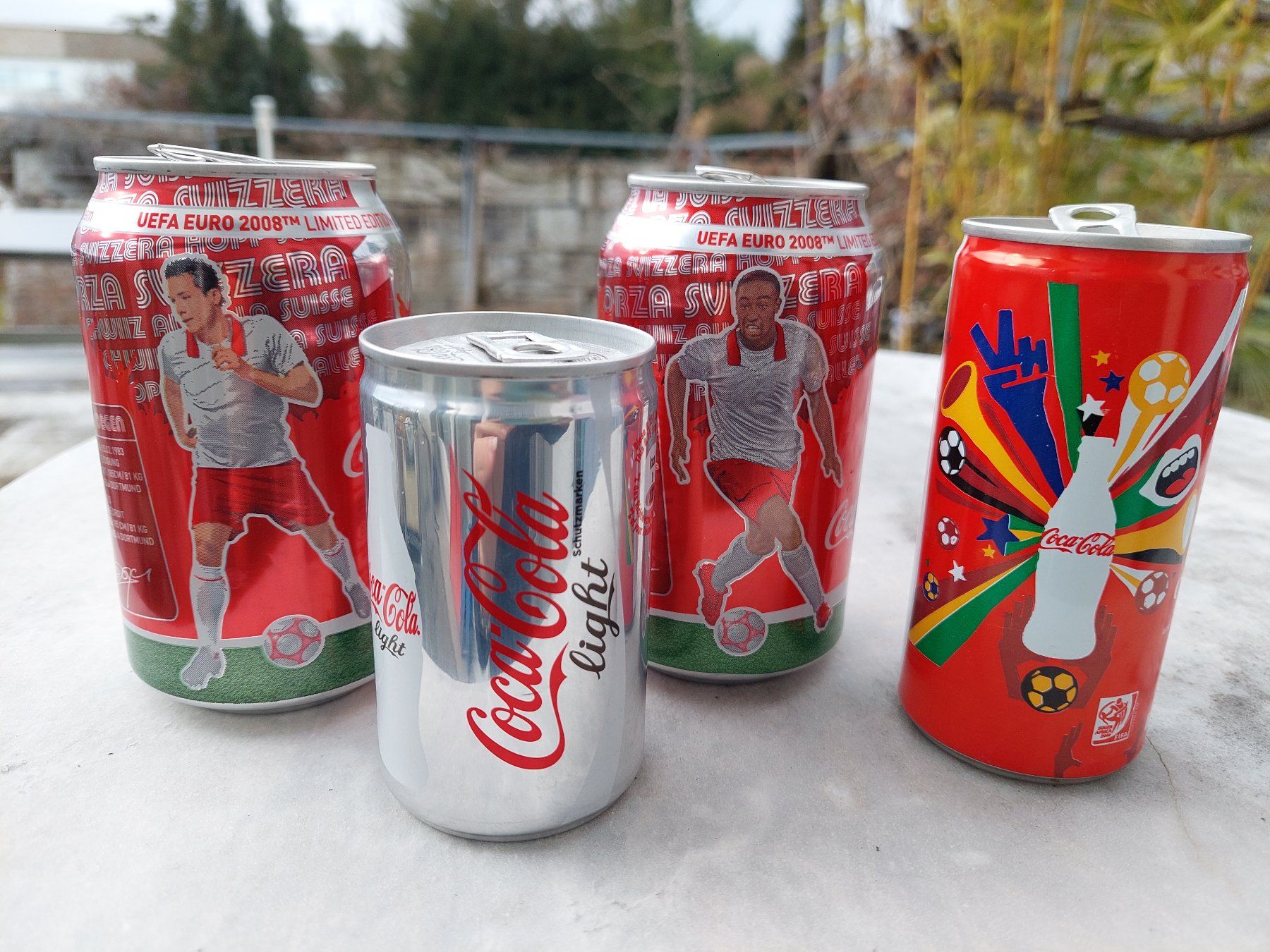 Bottiglie: 4 seltene Coca Cola Dosen – Usato da jona venduto da Unichorn