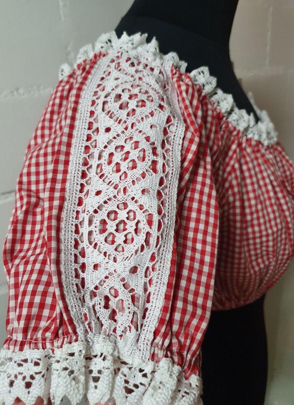 Camicette: Neu: Dirndl Bluse Gr. 42 / Eigendesign Edler Weiss / 100% BW – Nuovo (secondo la descrizione) da Muri AG venduto da Edlerweiss 4