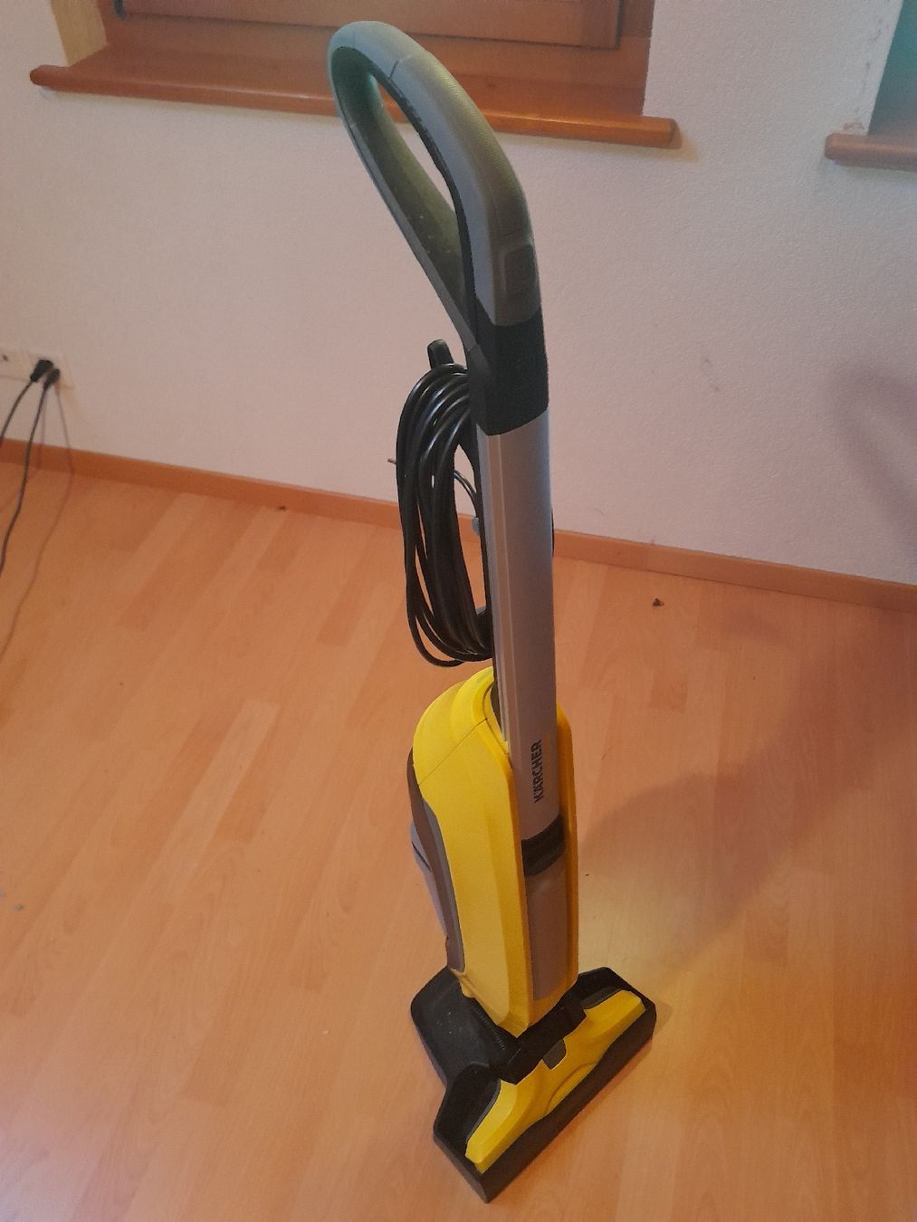 Kärcher Toutes les machines: Kärcher FP 5 Bodenwischmaschine – D'occasion à Inkwil par seebilick 1
