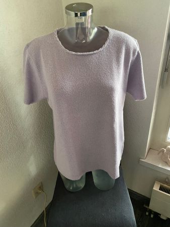 Kurzarm Pulli Grösse L flieder