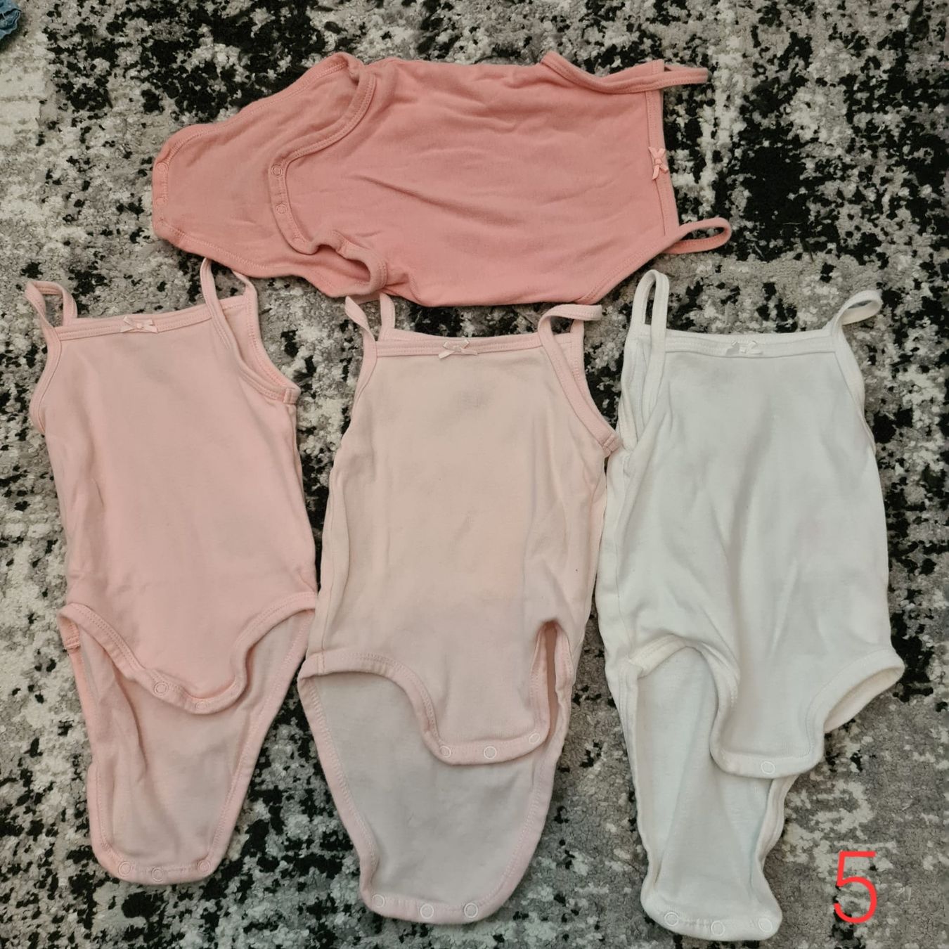 Kleiderpakete & -sets: Baby Kleider Set 5 Grösse 62-68 – Gebraucht aus Stansstad von saschaz88 3