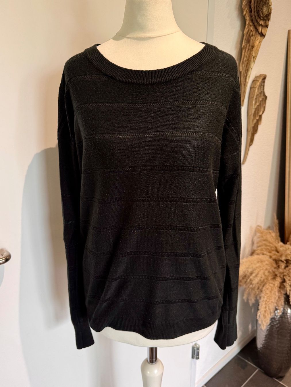 Pullover & Sweatshirts: Schwarzer Pullover Jacqueline de Young Gr. S – Gebraucht aus Rothrist von Fondgruebe