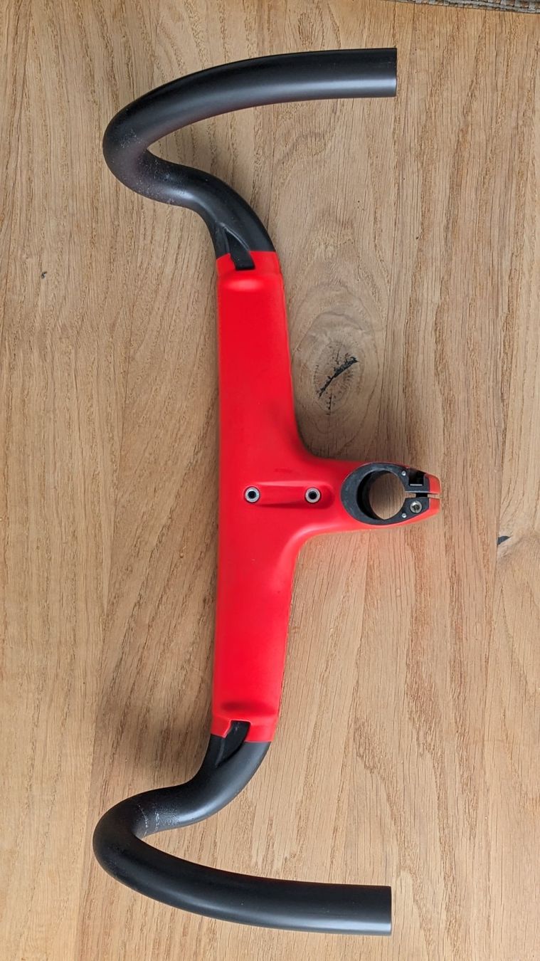 BMC Pezzi di ricambio: Cockpit ICS Carbon Aero, 360mm/80mm – Usato da Liebefeld venduto da Pacem 4