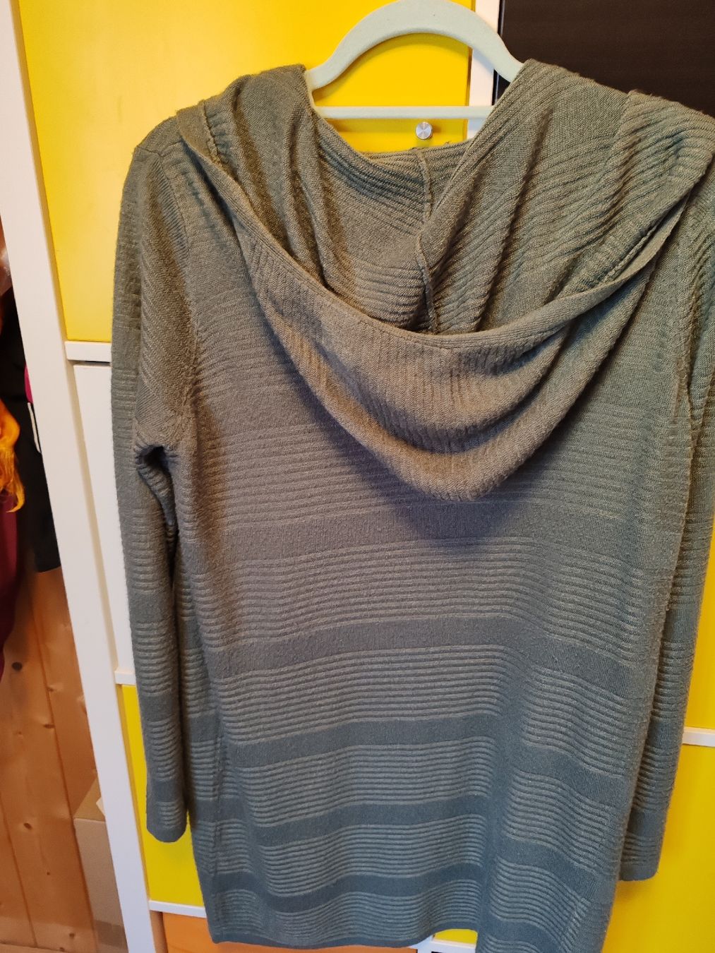 Lotti di vestiti: Diverse Cardigan Damen  kleiderpaket – Usato da Untervaz venduto da DoniWii1985 4