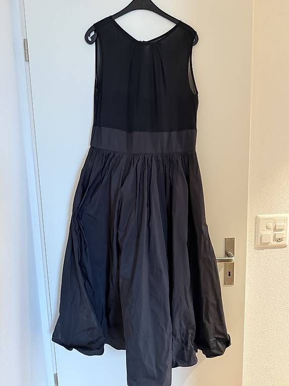 Vestiti: Abendrobe von Swing – Usato da Eppenberg venduto da Ferientiger