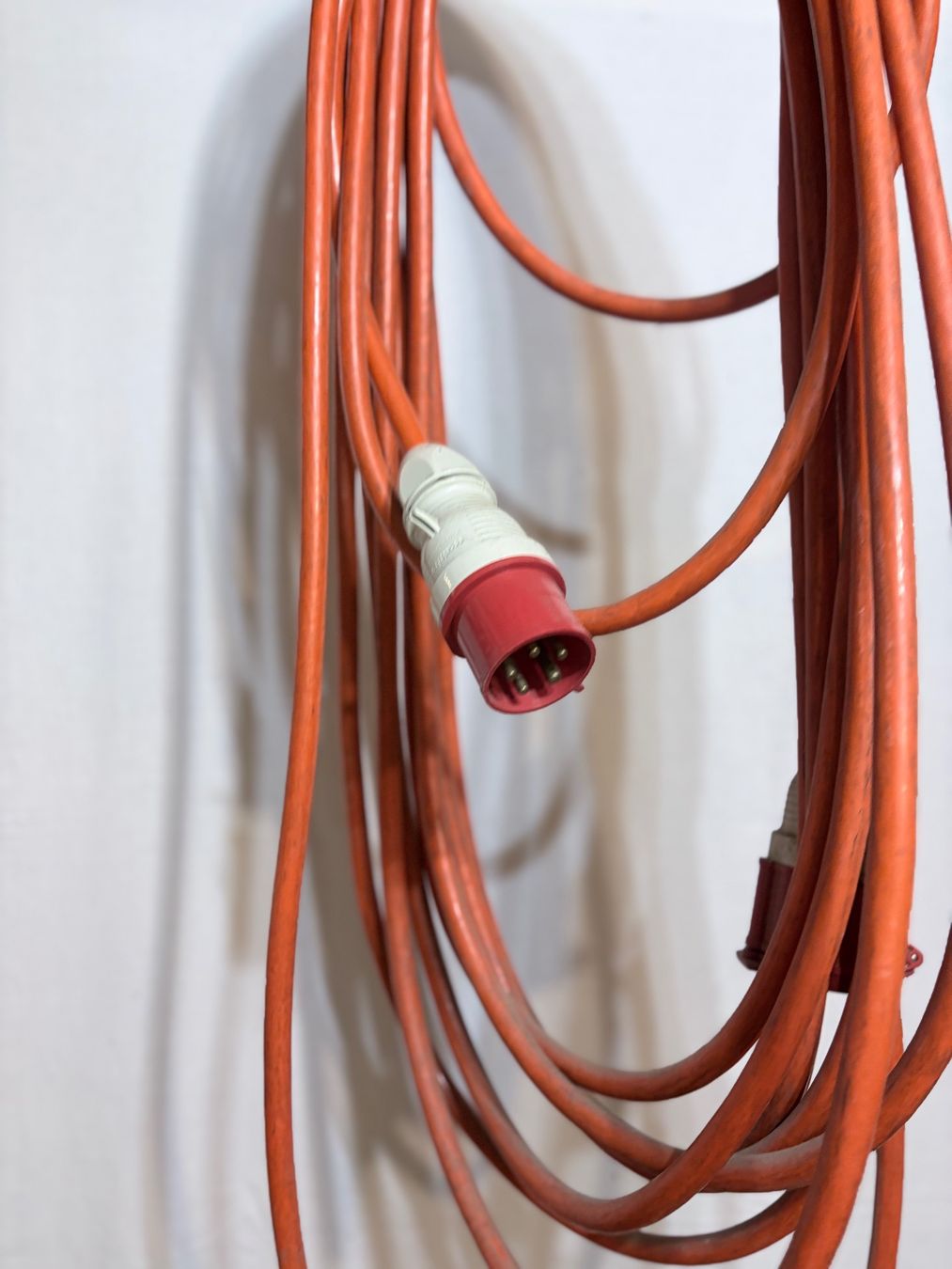 Cavi: Starkstromkabel CEE orange gebraucht guter Zustand – Usato da Sevelen venduto da Tschitschi 2