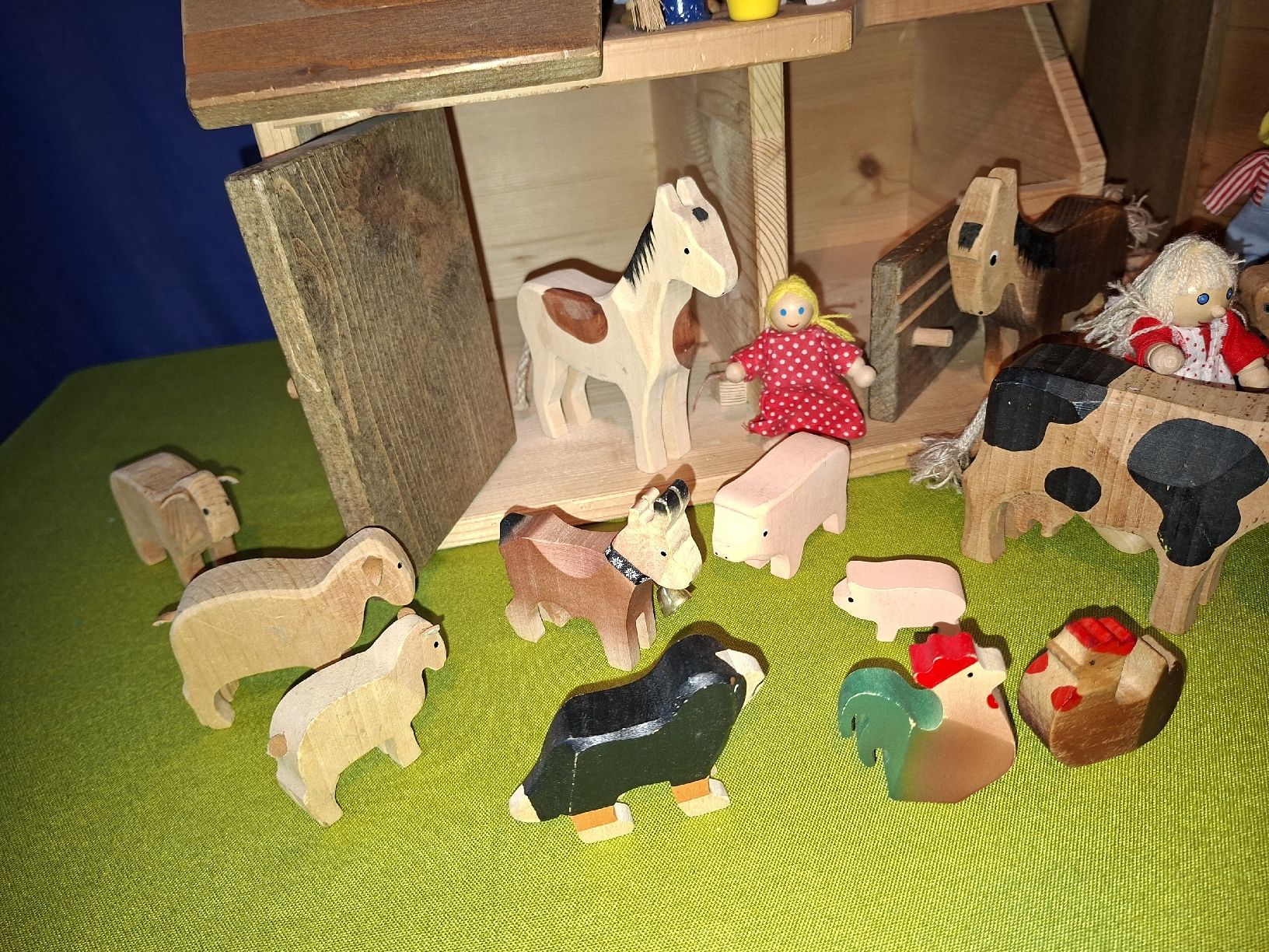 Trauffer Giocattoli: Trauffer Stall,Bauernhof,Tiere PH24 – Usato da Aarberg venduto da Fink010 1