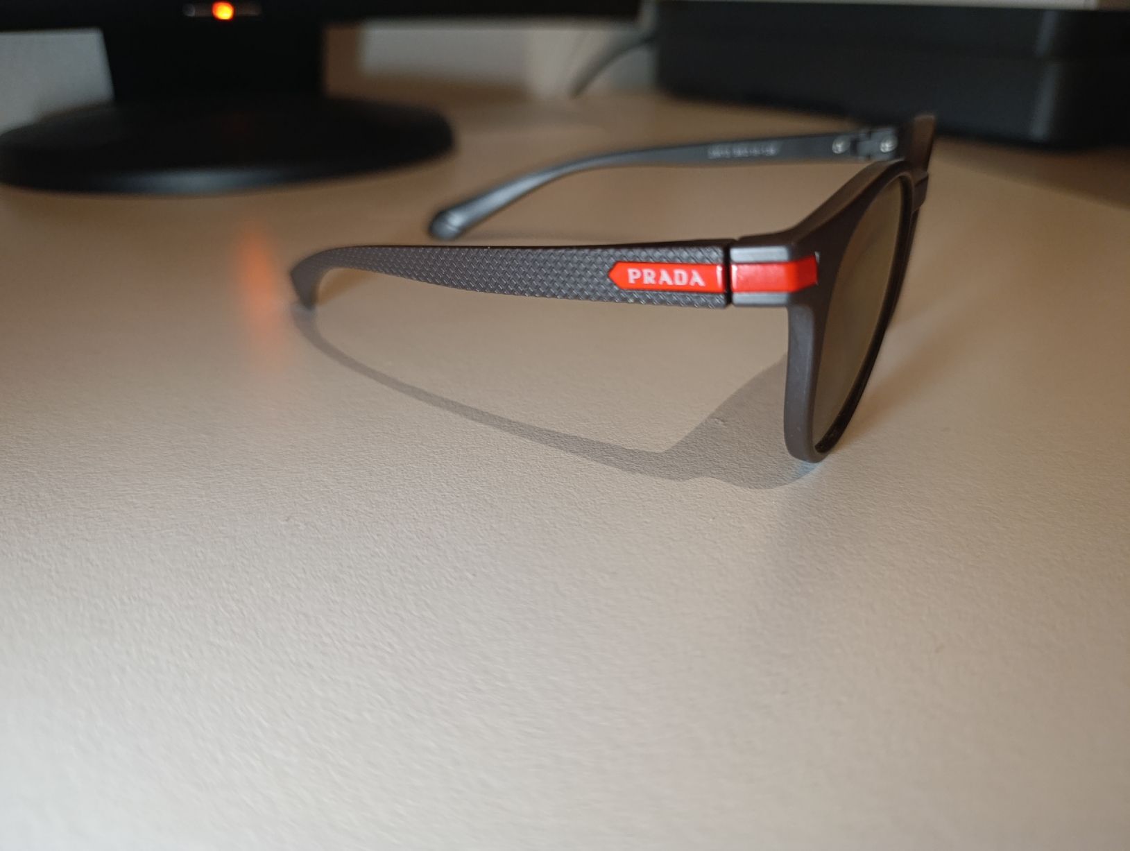 Prada Occhiali & Lenti: Sonnenbrille – Usato da Romanshorn venduto da dar_9rdg 1