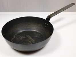 de BUYER hohe Eisenpfanne, 28 cm, neu, optimal eingebrannt