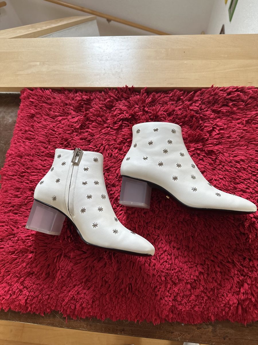 Scarpe da donna: Stiefeletten Kat Maconi Gr.40 weiss – Nuovo (secondo la descrizione) da Dorf venduto da marfikgnidka 1