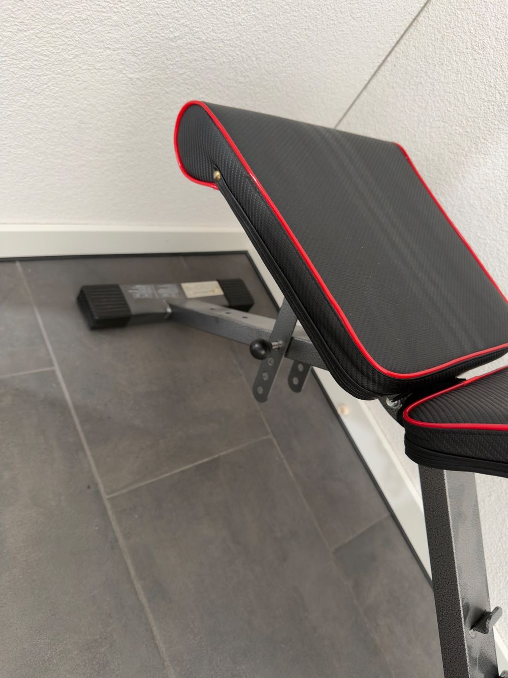 Hometrainer: Hantelbank – Usato da Niederglatt ZH venduto da Expatriate 3