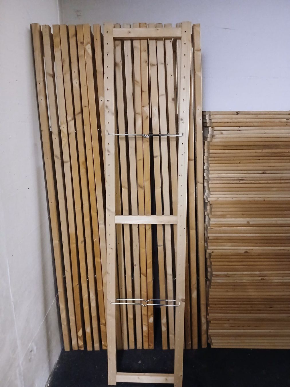 Regale: Warenregal Kellerregal Ladenregal Holz – Gebraucht aus Ronco sopra Ascona von Lafondadelsol 1