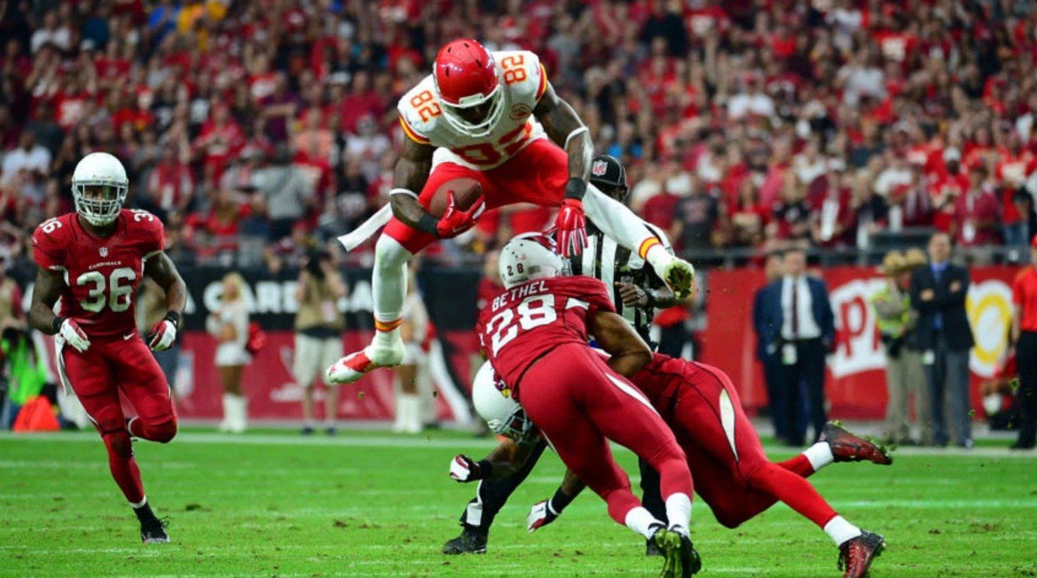 Autografi: Autographe Dwayne BOWE sur maillot custom Chiefs NFL – Nuovo (secondo la descrizione) da Lutry venduto da SwissBBCards 4