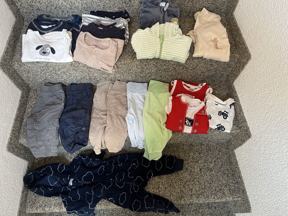 Lotti & Set di vestiti: Kleiderpacket Grösse 68 – Usato da Zuckenriet venduto da ca_ac