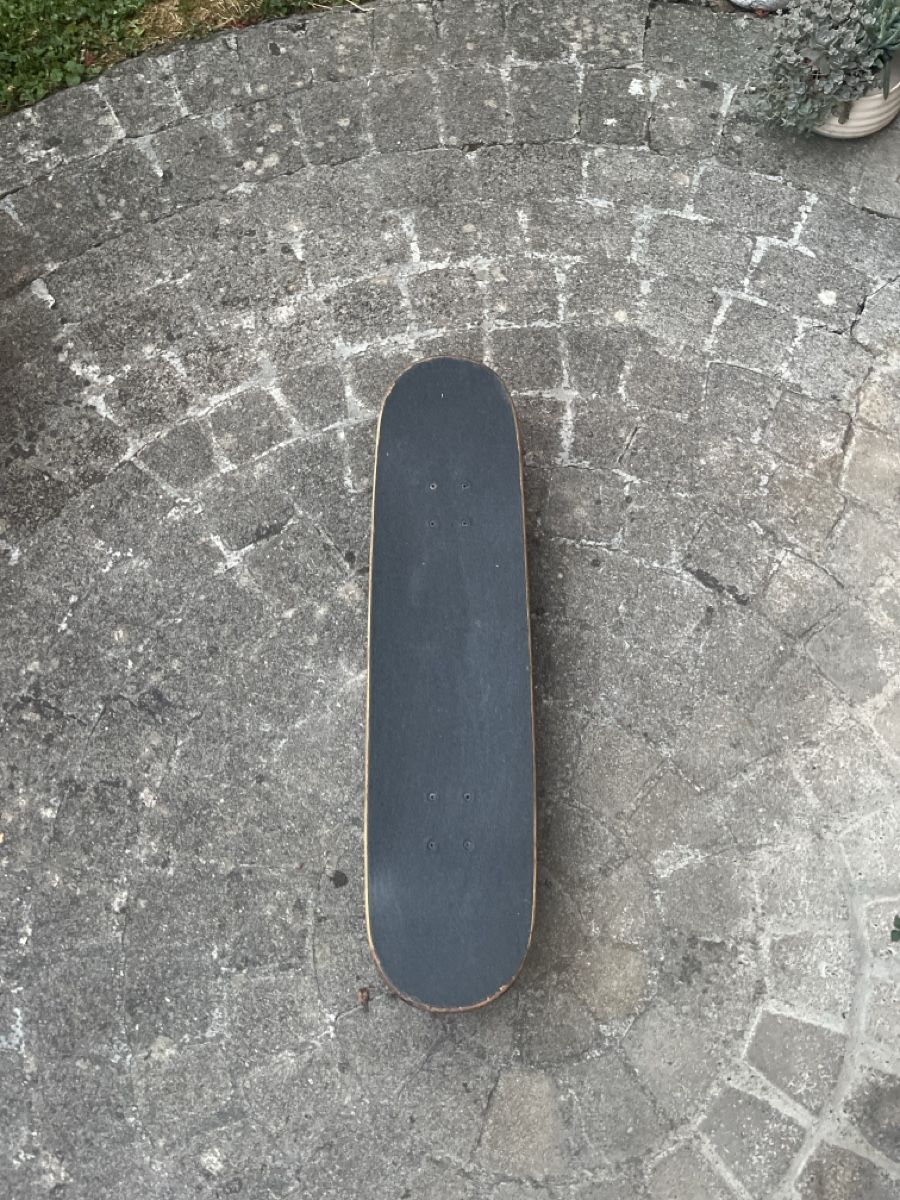 Skateboards: Skateboard – Gebraucht aus Rüti ZH von san_d7tx