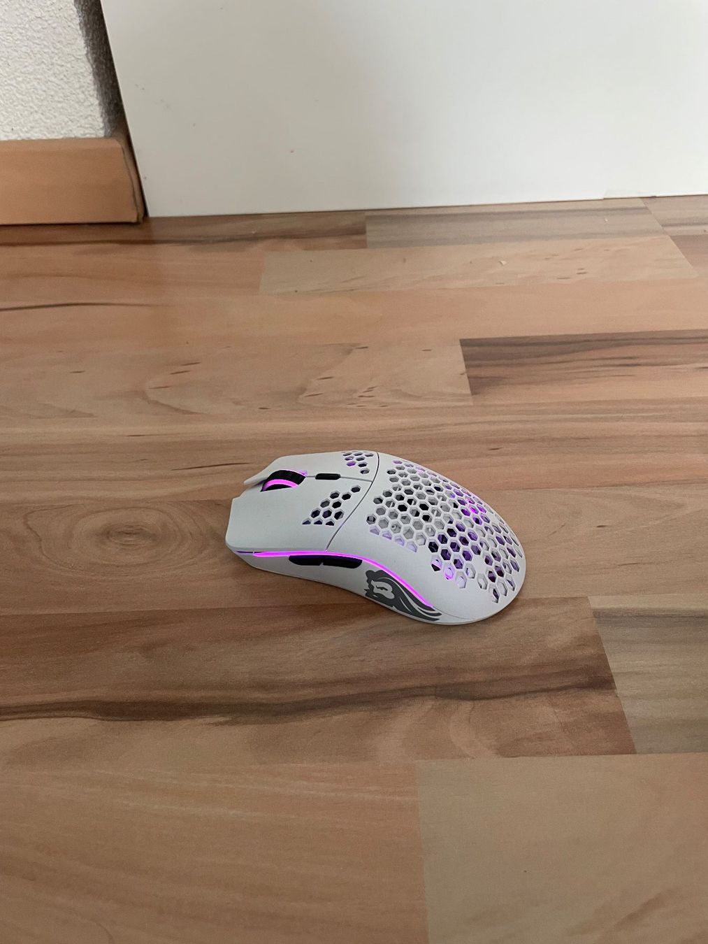 Mouse: Glorious Model O Wireless Maus weiss – Usato da Lufingen venduto da a-little-extra 1