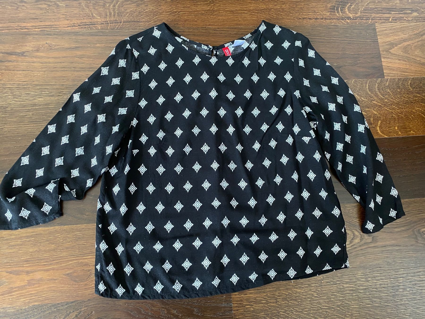 Camicette: Blouse manches3/4, taille 34 – Usato da Versoix venduto da coul-raoul