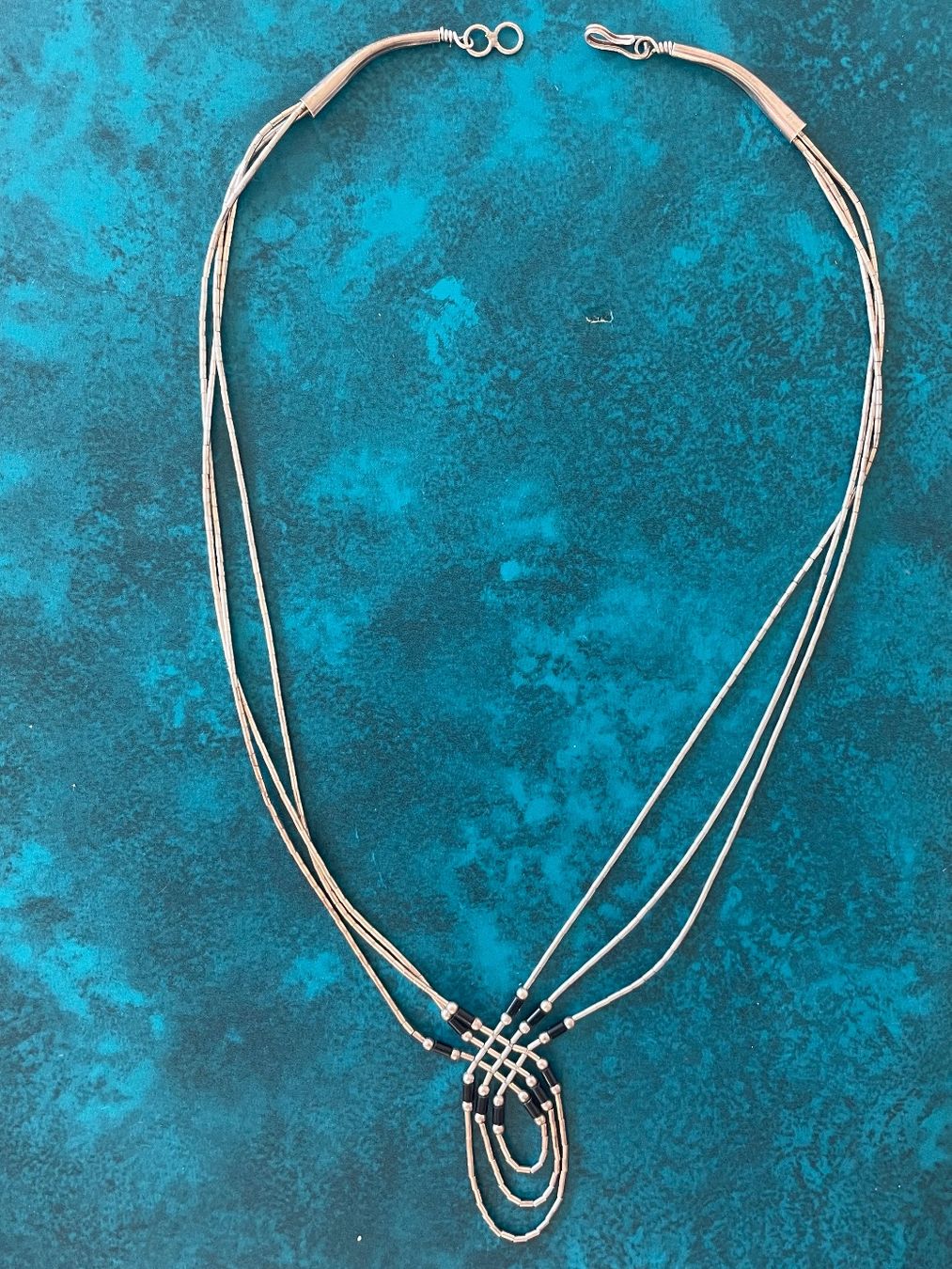 Ketten: Vintage Silber Liquid Silver Onyx Perlen Halskette – Gebraucht aus Clarens von Lois86