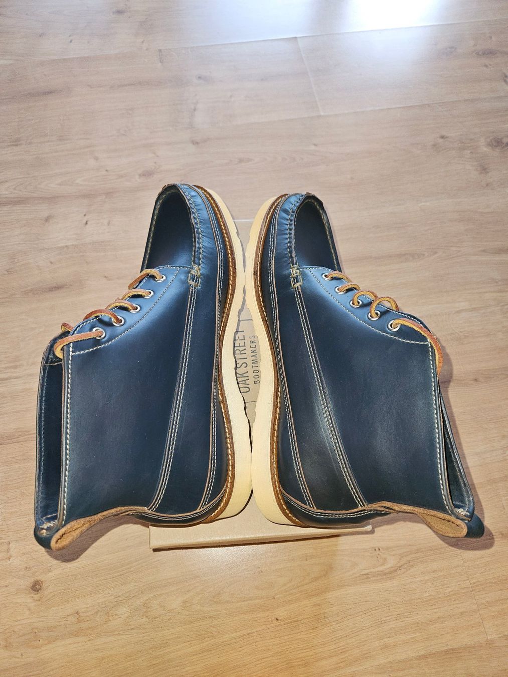 Scarpe da uomo: Oak Street Bootmakers Camp Boot Moccassin Blue EU43.5 / UK10 – Nuovo e nell'imballaggio originale da Liesberg venduto da mcr_jkf8 3