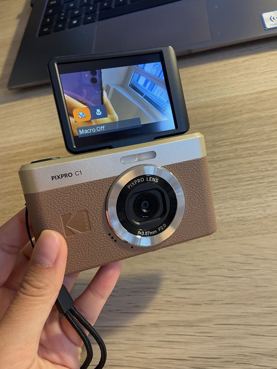 Kodak Fotocamera: Kodak PixPro C1 with microSD card – Usato da Lausanne venduto da Loungn17 5