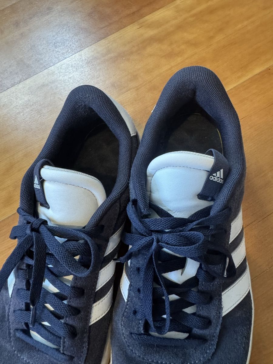 Adidas Scarpe da uomo: Adidas Grösse 45 1/3 – Usato da Wettswil venduto da alstel24 1