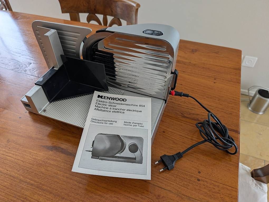 Kenwood Appareils de cuisine: Schneidemaschine Kenwood – D'occasion à Zürich par McFlurry49