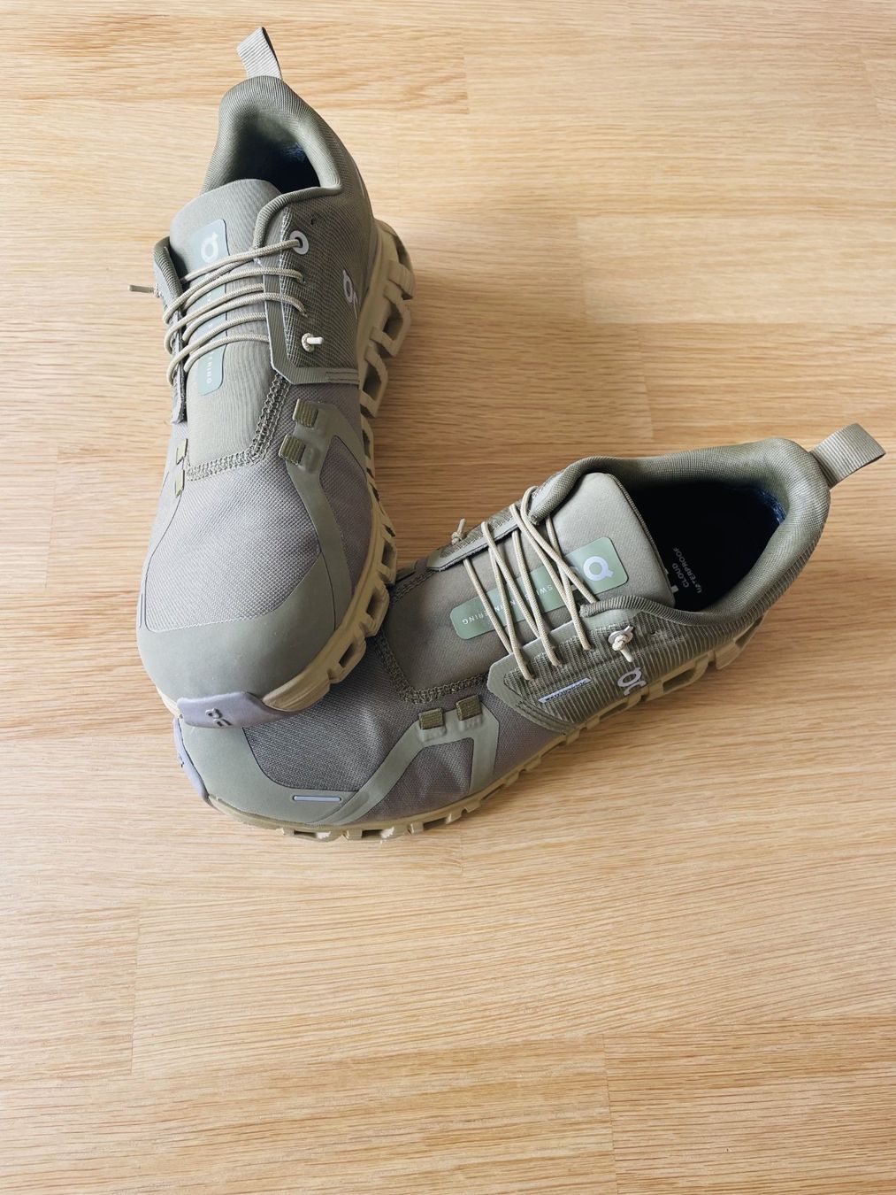 On Scarpe da uomo: On Schuh - M Cloud 6 Waterproof – Usato da Davos Platz venduto da CarmenRi 1