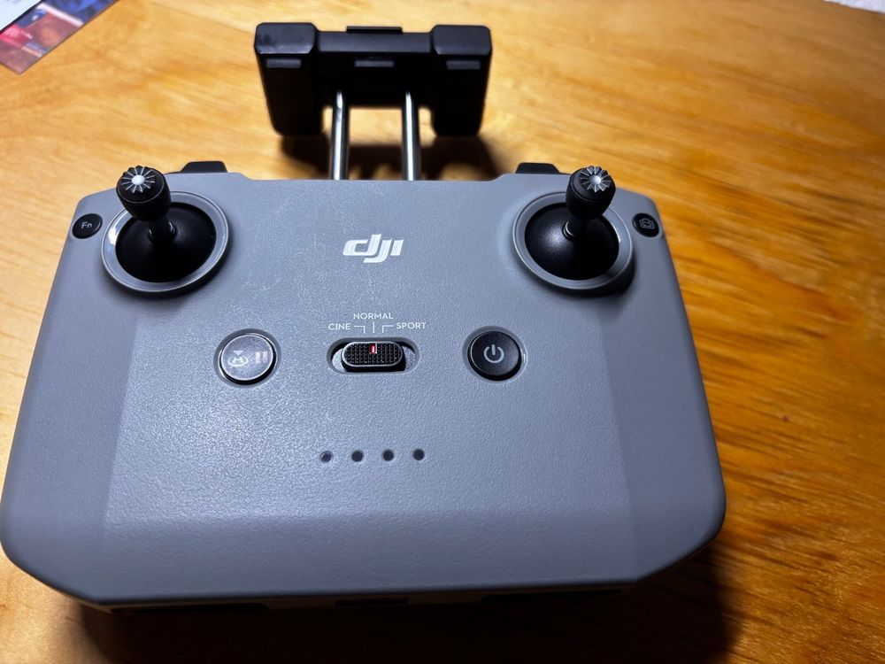 Radiocommande DJI RC (occasion) - Pour Drone, Prêt à Voler