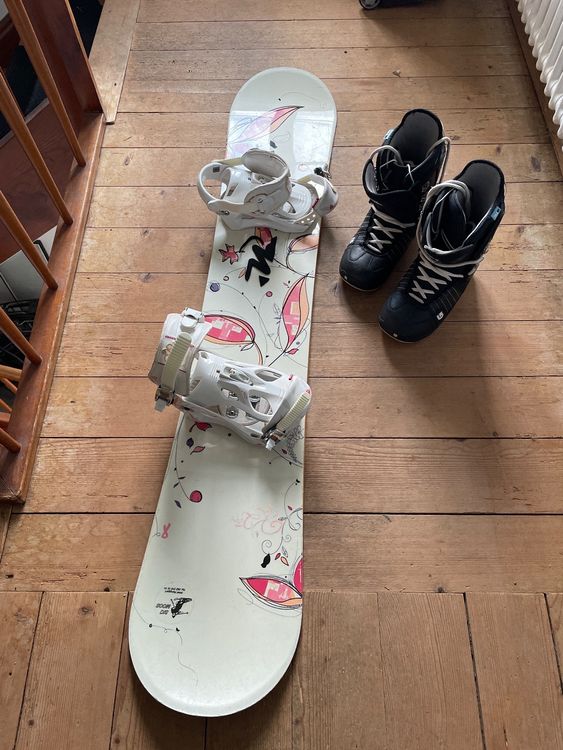 Snowboard Damen K2 Moment mit Schuhen Kaufen auf Ricardo