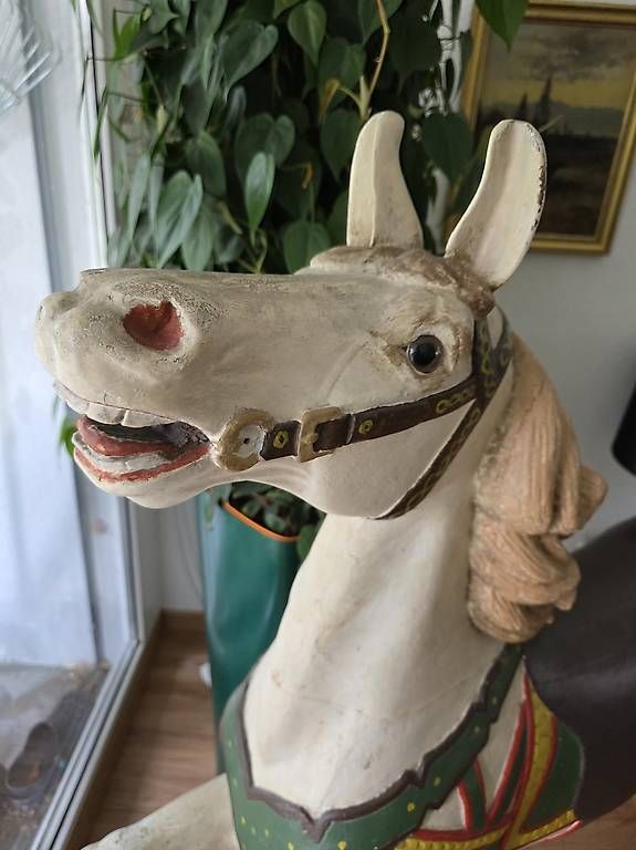 Figuren: Antikes Karussellpferd – Gebraucht aus Winterthur von Naomi_N 3