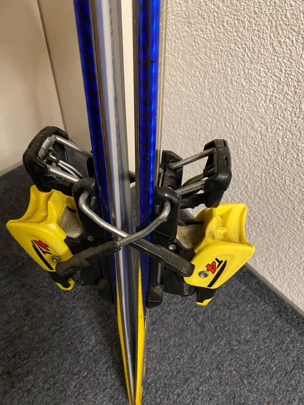 Head Sci: Kinder Ski Head 130cm – Usato da Winterthur venduto da Dflacher 3