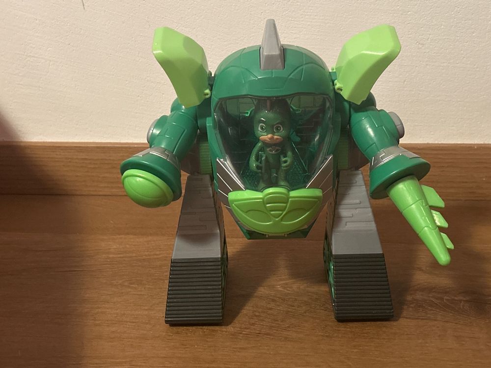 Simba PJ Masks Turbo Robot Gecko De 23 Cm – Con Cabina Iluminada, Taladro Giratorio Y Cañón Lanzador (A Partir De 3 Años)