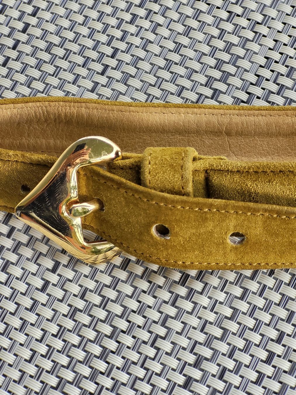 Borse da donna: Wildleder Gürteltasche, Senfgelb, Vintage – Usato da Zürich venduto da Lizi7