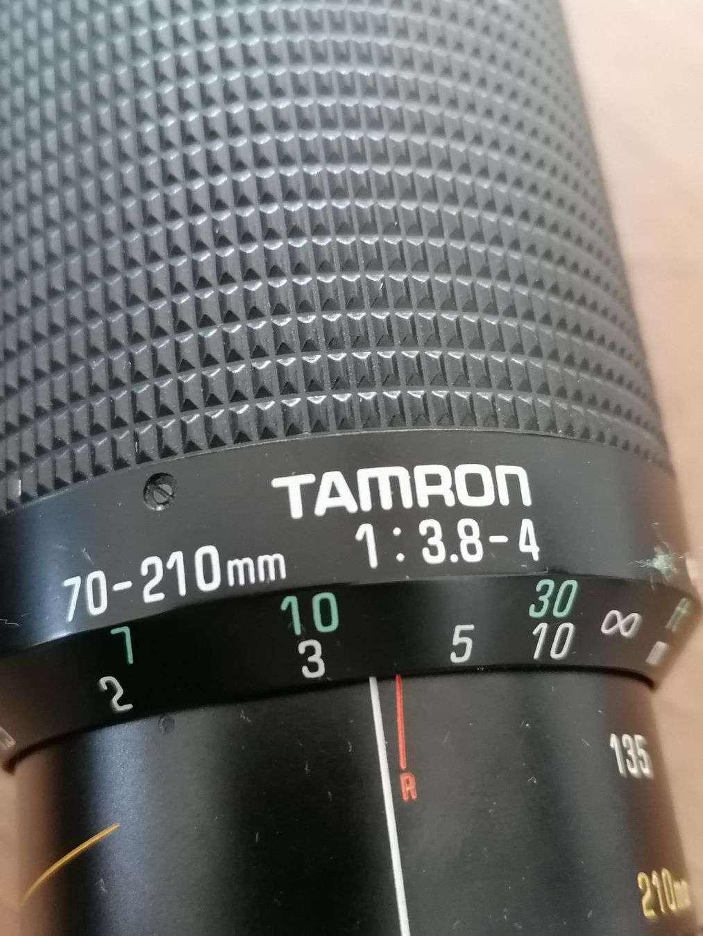 Tamron Obiettivi: Tamron Zoom Objektiv 70-210mm 1:3.8-4 – Usato da Basel venduto da vintagecollector 1