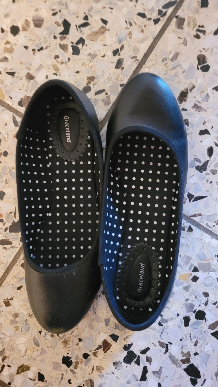 Graceland Damenschuhe: schwarze Ballerinas, Grösse 38 – Gebraucht aus Brugg AG von Ela_Obi 1