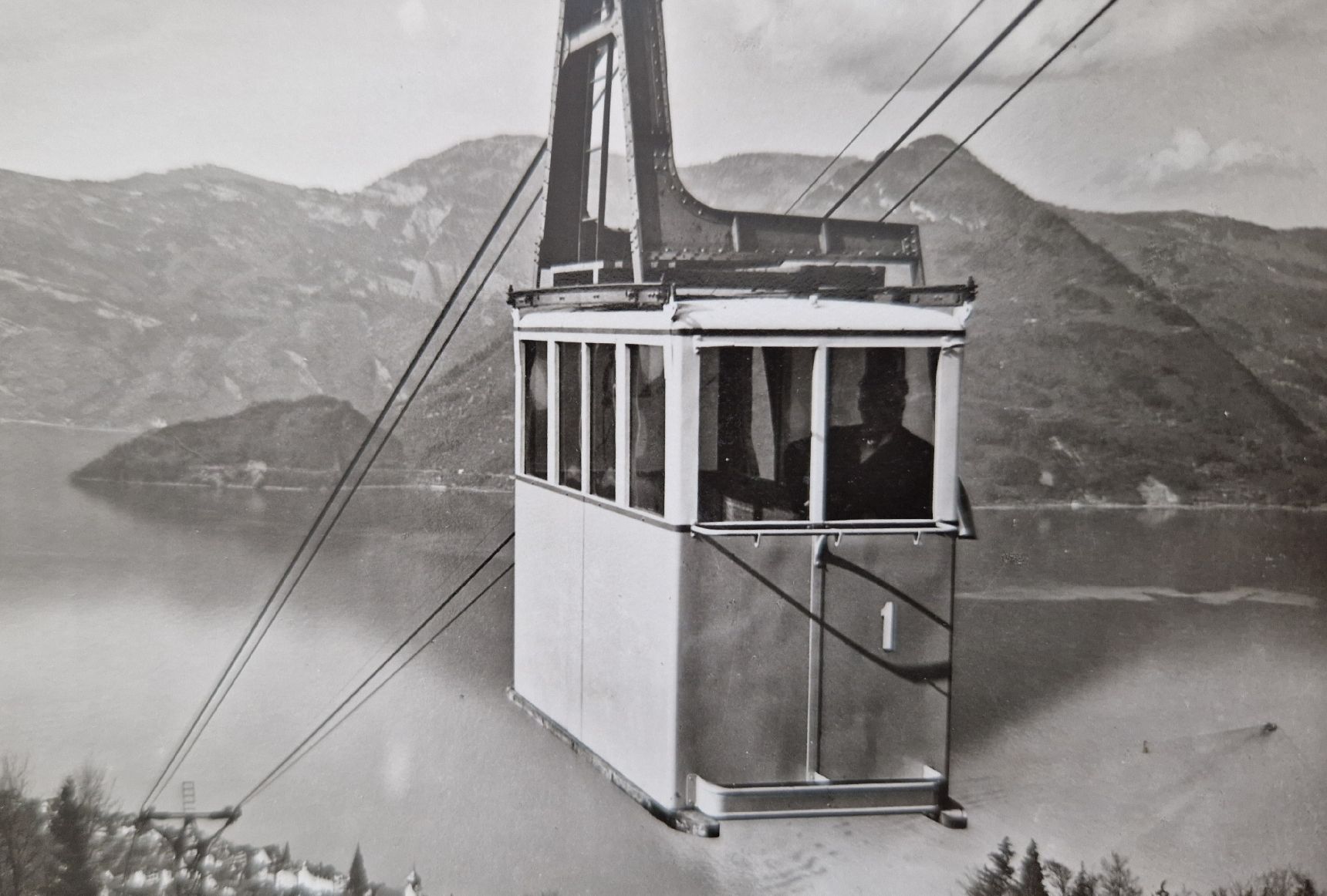 Cartoline postali: Luftselbahn Beckenried Klewenalp – Usato da Ebikon venduto da Donar50 1