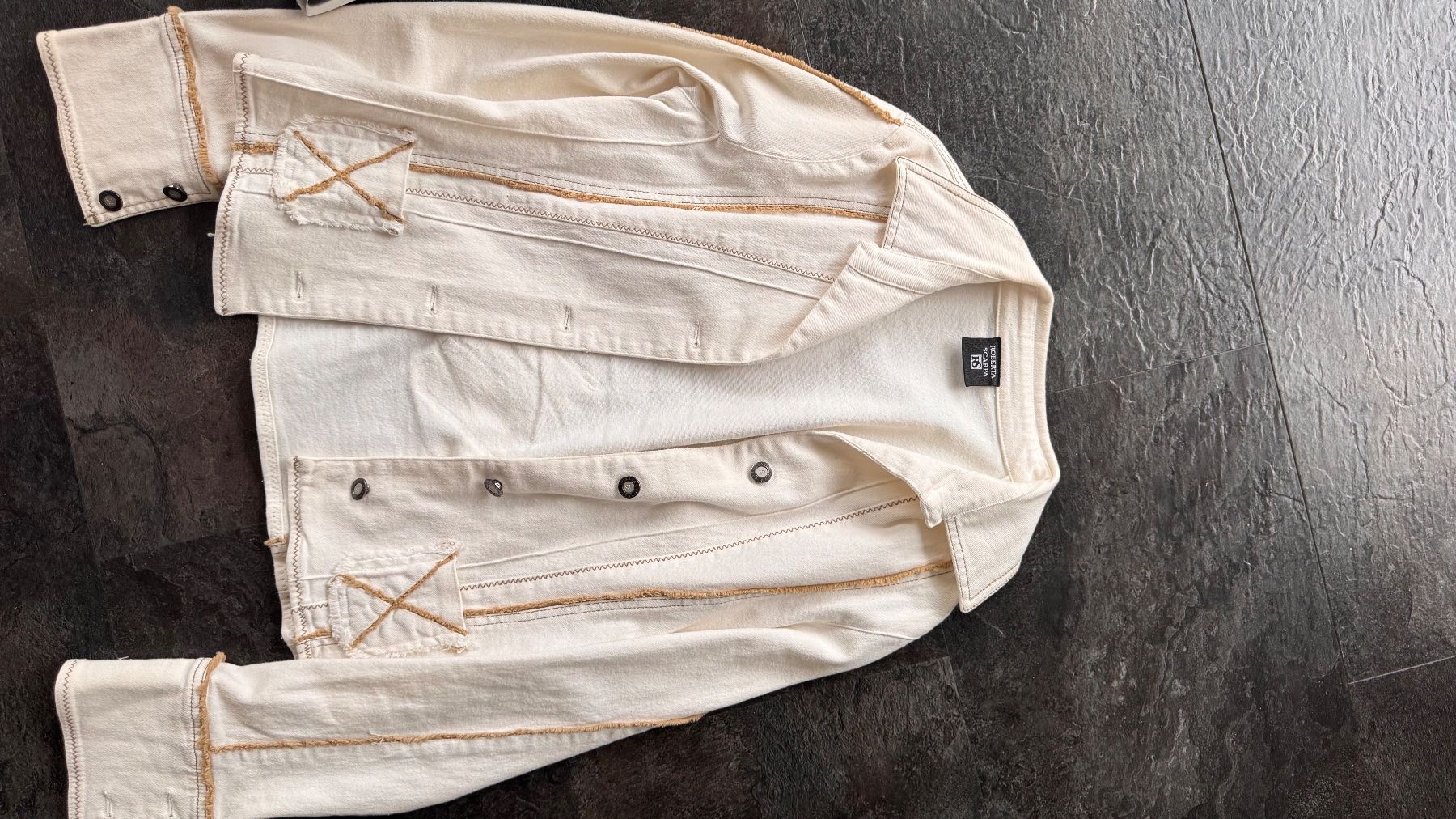 Giacche: Jacke – Usato da Oberengstringen venduto da mbe_qt9z 1