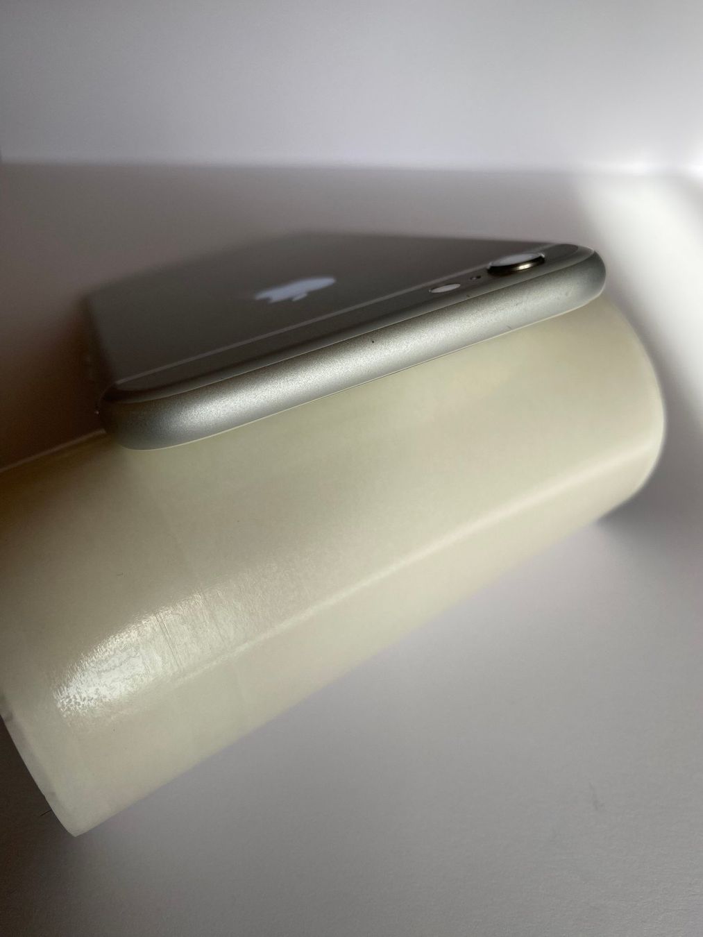 Apple Telefoni cellulari / Smartphones: Apple iPhone 6 / 64GB / Silber – Usato da Ottikon venduto da Life3 6