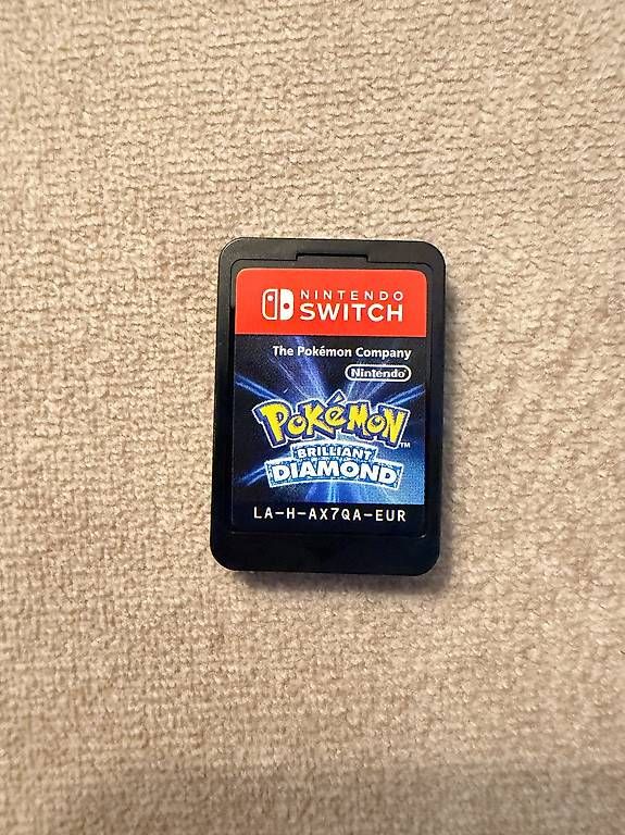 Nintendo Console: Nintendo Switch Lite Édition Dialga & Palkia + jeu Pokemon – Usato da Collombey venduto da malik.bkn 2