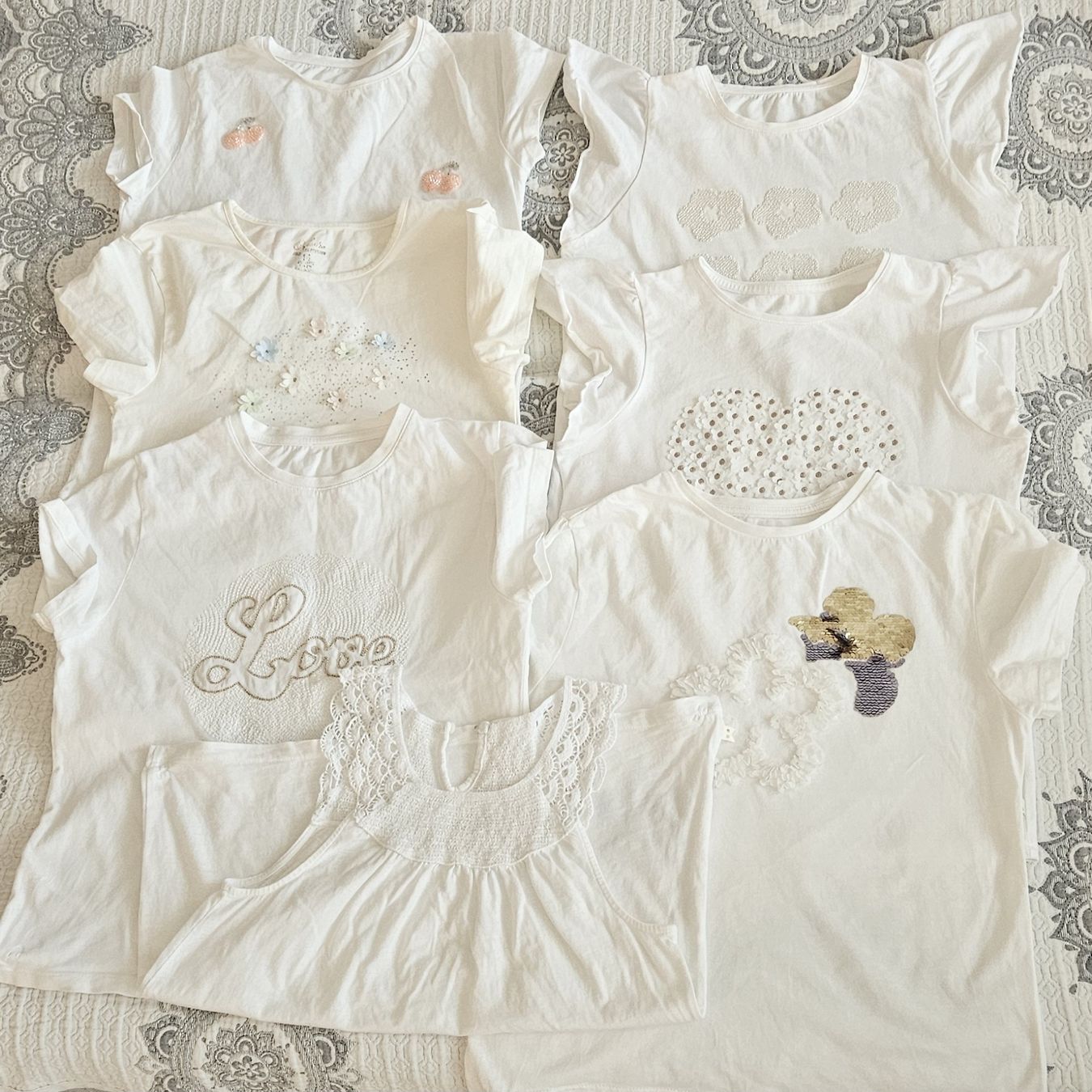 Camicette, T-shirt & Top: Lot Tshirts filles – Usato da Bex venduto da Villy_Wolf 7