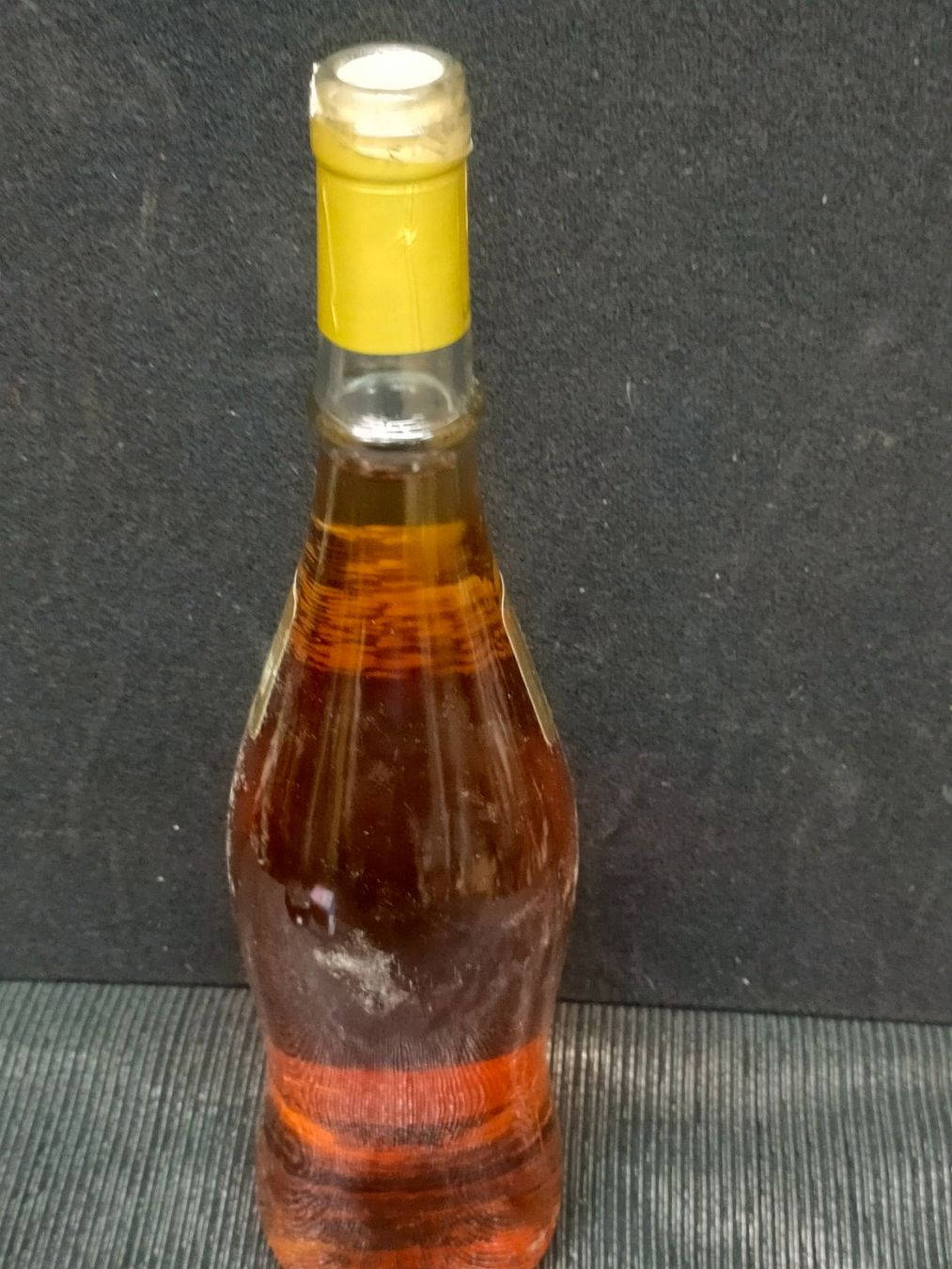 Vino: DOMAINE DE LA CAPITE 1998 – Nuovo (secondo la descrizione) da Genève venduto da Leboucheoreilles 5