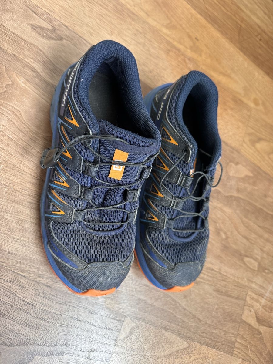 Salomon Schuhe für Jungen: Salomon XA PRO 3D Schuhe Gr. 35 gebraucht – Gebraucht aus Luzern von simona80