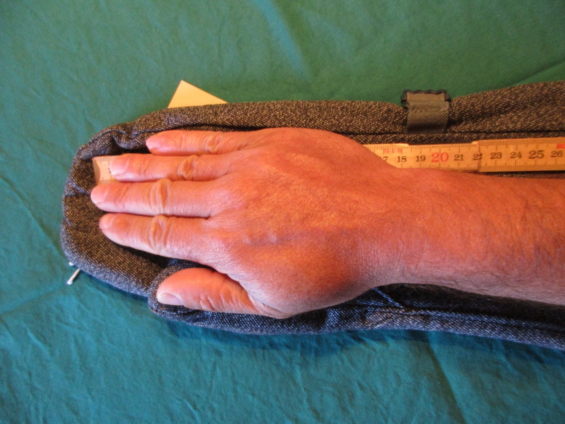 Guanti & manicotti: Handschuhe Militär (B) – Nuovo (secondo la descrizione) da Bowil venduto da vifi01 9