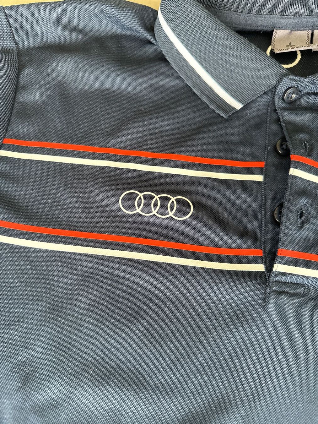 Polos: Cross Golfshirt - Audi Logo - Grösse L – D'occasion à recherswil par Leuenberger_Lohn 4