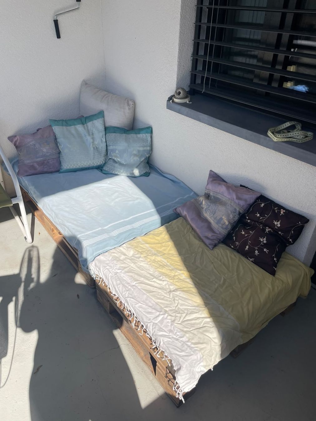 Pallets: Schöne Holzpaletten Lounge – Usato da Zürich venduto da mar_f5d7